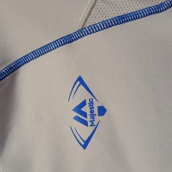 MAJESTIC boys small 1/4 zip pullover gray with blue accent great condition - Picture 2 of 6